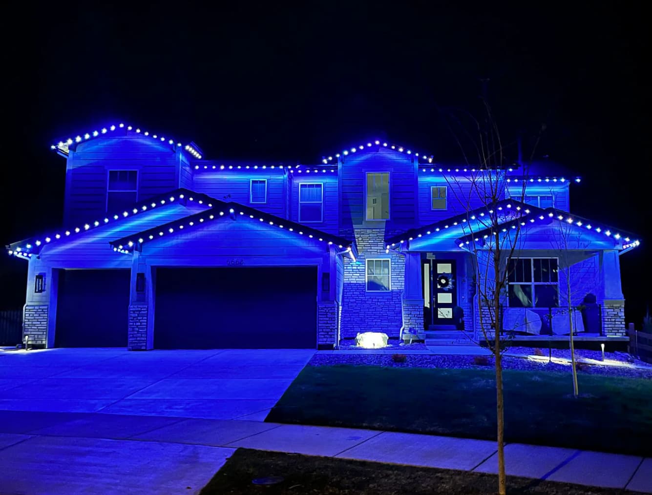 Minleon Permanent Holiday Lighting Installed by Harry's Window Cleaning